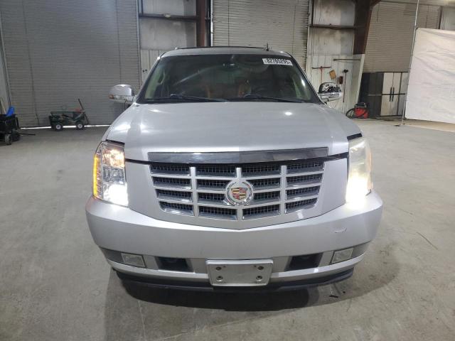 1GYUKAEF2AR112367 - 2010 CADILLAC ESCALADE GRAY photo 5