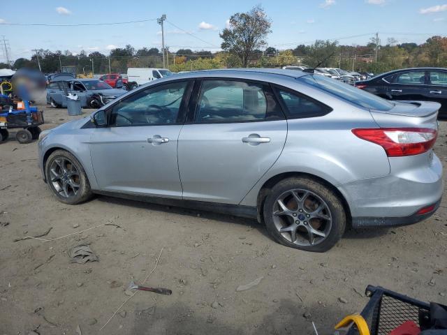 1FADP3F29DL330057 - 2013 FORD FOCUS SE 银色 照片 2