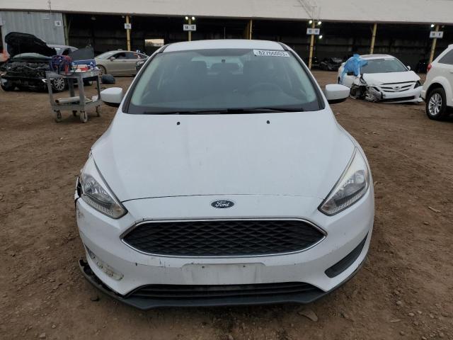 1FADP3K28JL315518 - 2018 FORD FOCUS SE WHITE photo 5