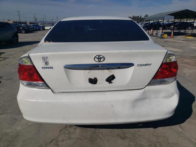 4T1BE32K95U568379 - 2005 TOYOTA CAMRY LE WHITE photo 6