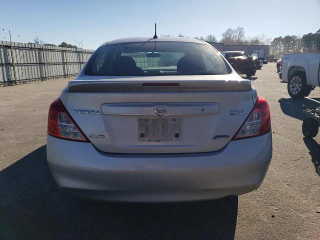 3N1CN7AP8DL891590 - 2013 NISSAN VERSA S SILVER photo 6