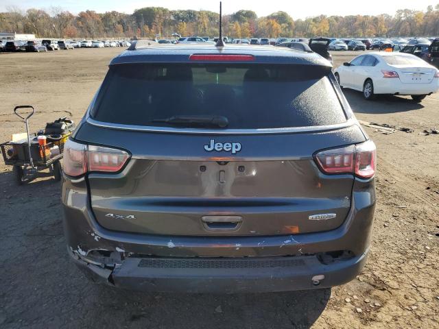 3C4NJDBB0KT593695 - 2019 JEEP COMPASS LATITUDE Grau Foto 6