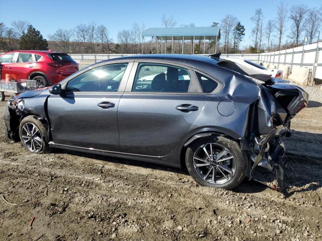 3KPF24AD2PE680224 - 2023 KIA FORTE LX GRAY photo 2