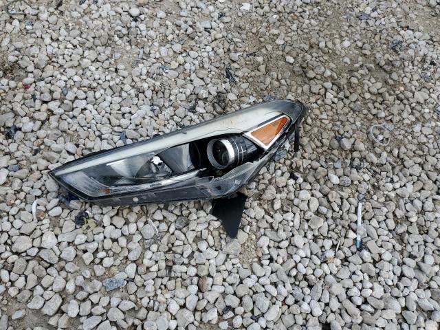 5NPDH4AE0GH762754 - 2016 HYUNDAI ELANTRA SE SILVER photo 12