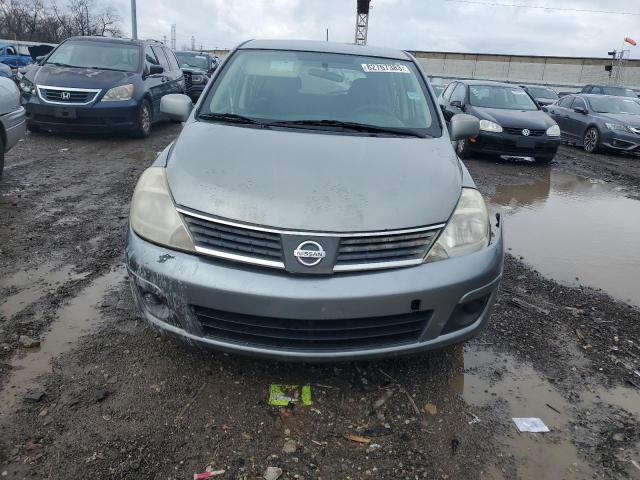 3N1BC13E08L378611 - 2008 NISSAN VERSA S SILVER photo 5