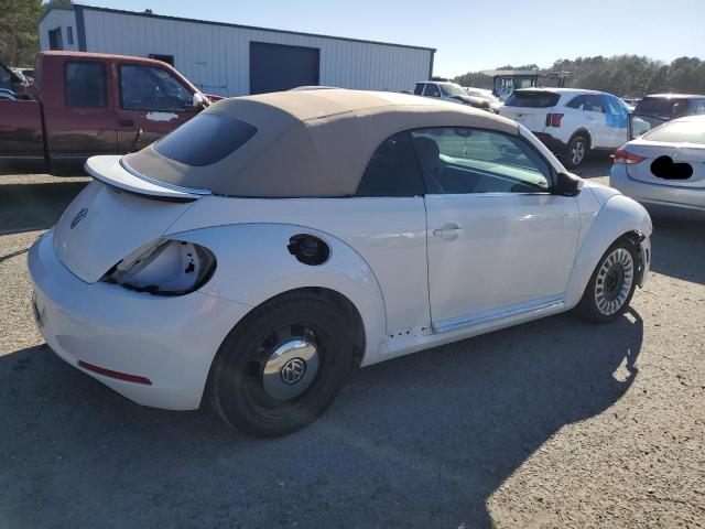 3VW5P7AT8EM804986 - 2014 VOLKSWAGEN BEETLE WHITE photo 3