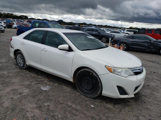 4T1BF1FK5DU269725 - 2013 TOYOTA CAMRY L WHITE photo 4