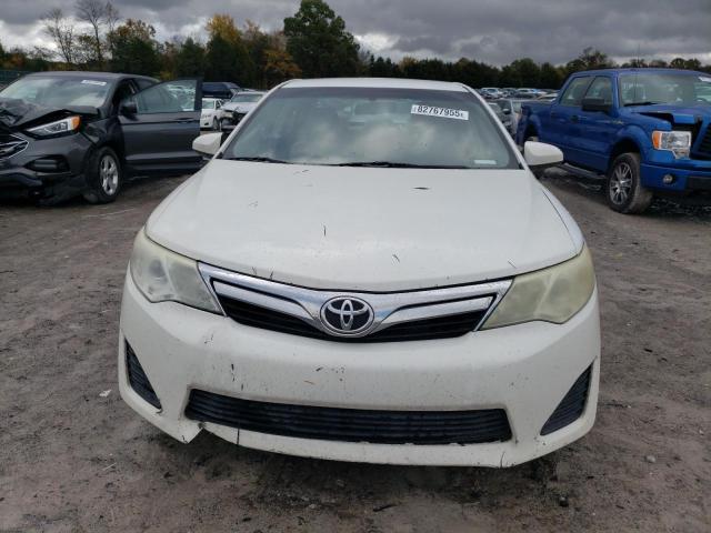 4T1BF1FK5DU269725 - 2013 TOYOTA CAMRY L WHITE photo 5