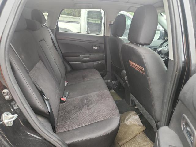 4A4AP4AU5DE012509 - 2013 MITSUBISHI OUTLANDER SE 黑色 照片 11