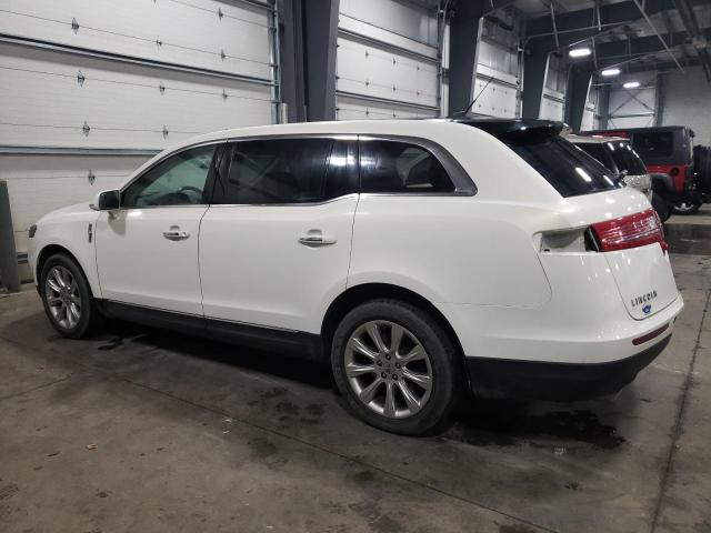 2LMHJ5FK1DBL58198 - 2013 LINCOLN MKT WHITE photo 2