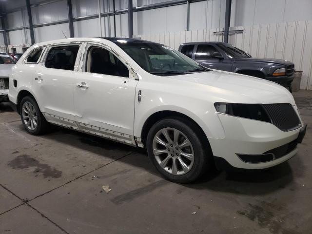 2LMHJ5FK1DBL58198 - 2013 LINCOLN MKT WHITE photo 4