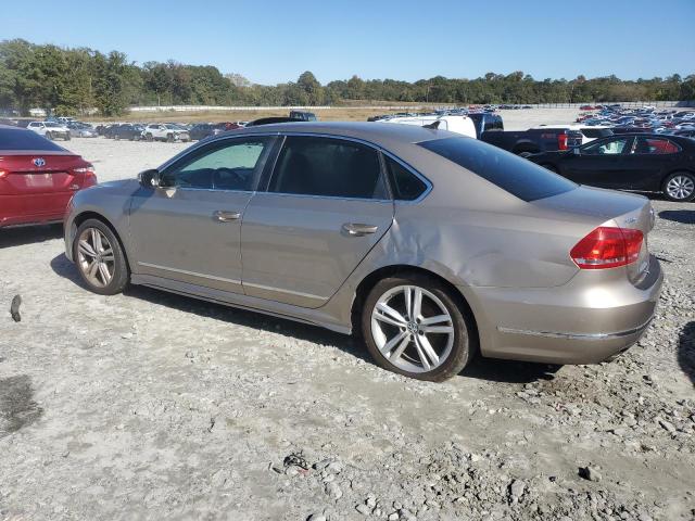 1VWCM7A30FC092492 - 2015 VOLKSWAGEN PASSAT SEL Бежевий фото 2