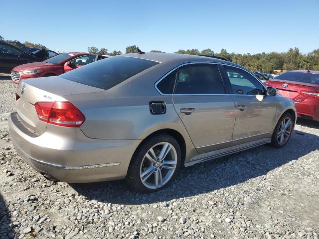 1VWCM7A30FC092492 - 2015 VOLKSWAGEN PASSAT SEL Бежевий фото 3