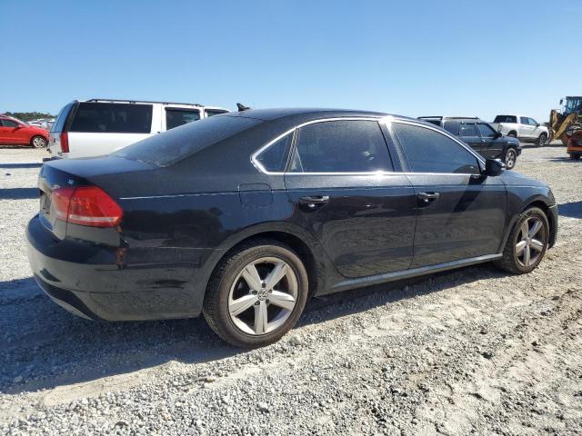 1VWBP7A38CC051039 - 2012 VOLKSWAGEN PASSAT SE BLACK photo 3