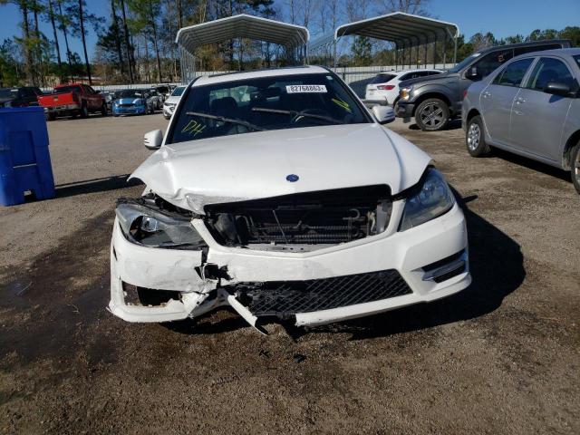 WDDGF4HB1DR298804 - 2013 MERCEDES-BENZ C 250 WHITE photo 5