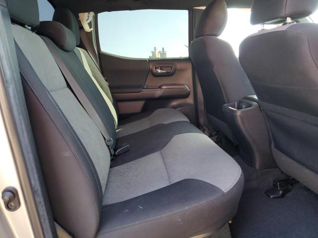 3TMCZ5AN3PM548642 - 2023 TOYOTA TACOMA DOUBLE CAB Gümüş fotoğraf 10