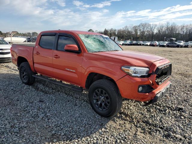 3TMAZ5CN1GM015449 - 2016 TOYOTA TACOMA DOUBLE CAB ORANGE photo 4