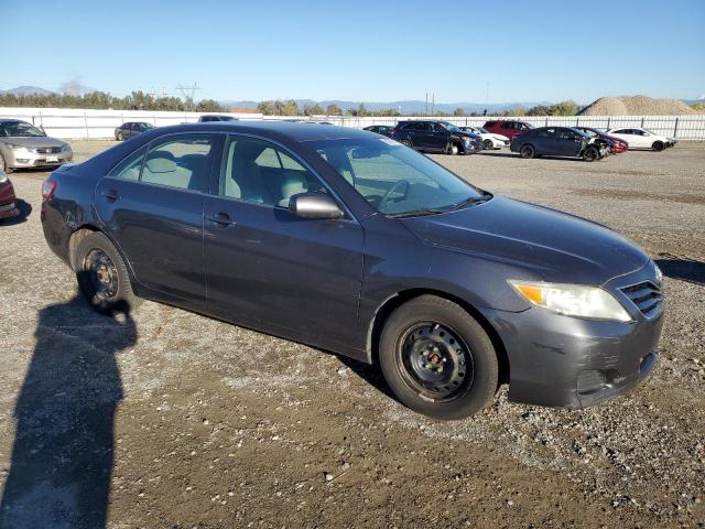 4T1BF3EK7BU727629 - 2011 TOYOTA CAMRY BASE GRAY photo 4