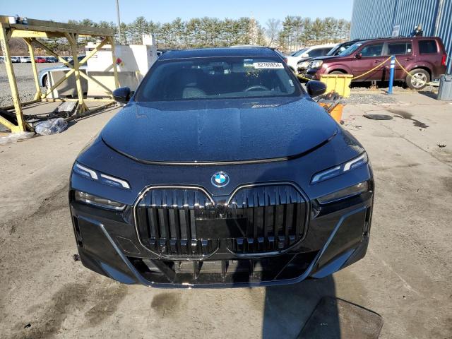 WBY43EJ04RCR86714 - 2024 BMW I7 EDRIVE50 BLACK photo 5