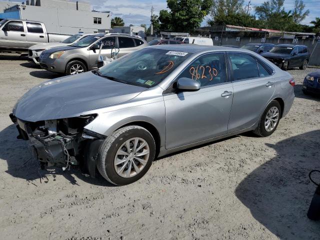 4T4BF1FK8GR535250 - 2016 TOYOTA CAMRY LE SILVER photo 1