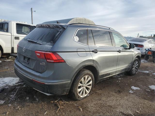 3VV2B7AX8JM088304 - 2018 VOLKSWAGEN TIGUAN SE GRAY photo 3