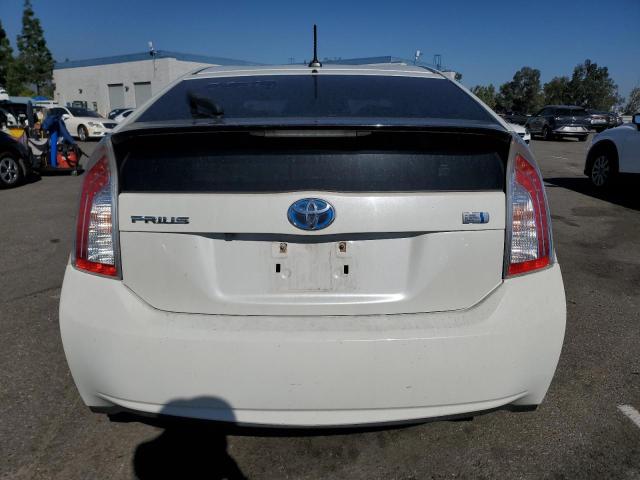 JTDKN3DU3F0449884 - 2015 TOYOTA PRIUS 白色 照片 6