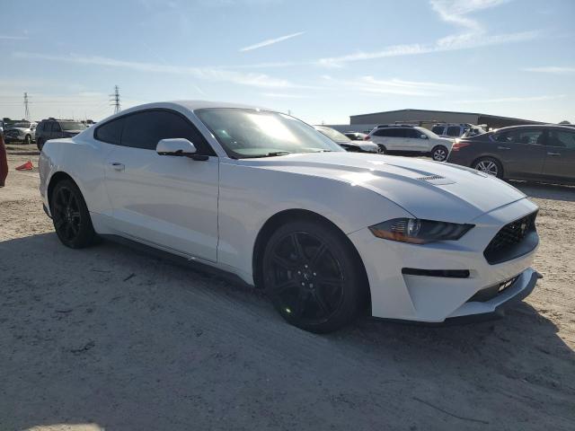 1FA6P8TH7J5117039 - 2018 FORD MUSTANG WHITE photo 4