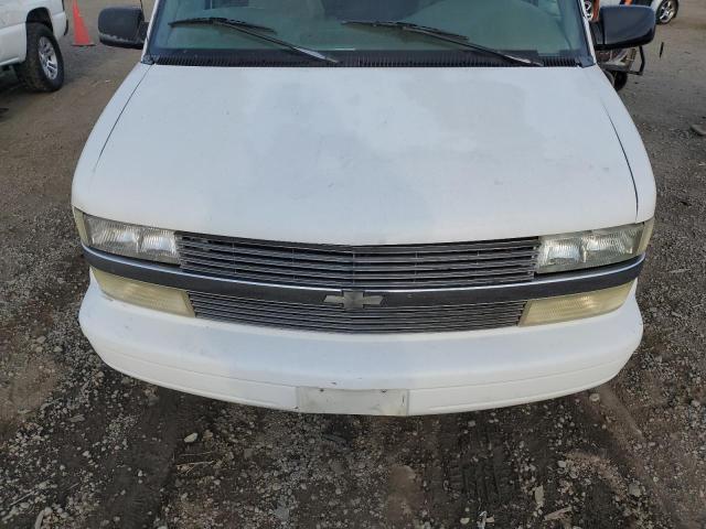 1GNDM19W41B130878 - 2001 CHEVROLET ASTRO WHITE photo 12