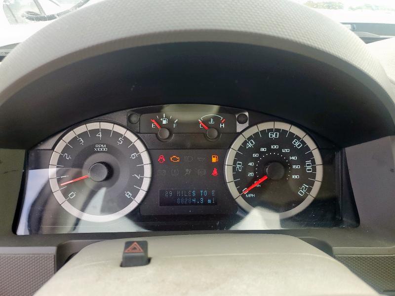 1FMCU0D75CKB03251 - 2012 FORD ESCAPE XLT WHITE photo 9