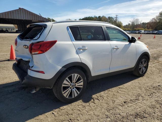 KNDPC3AC7G7837880 - 2016 KIA SPORTAGE EX WHITE photo 3