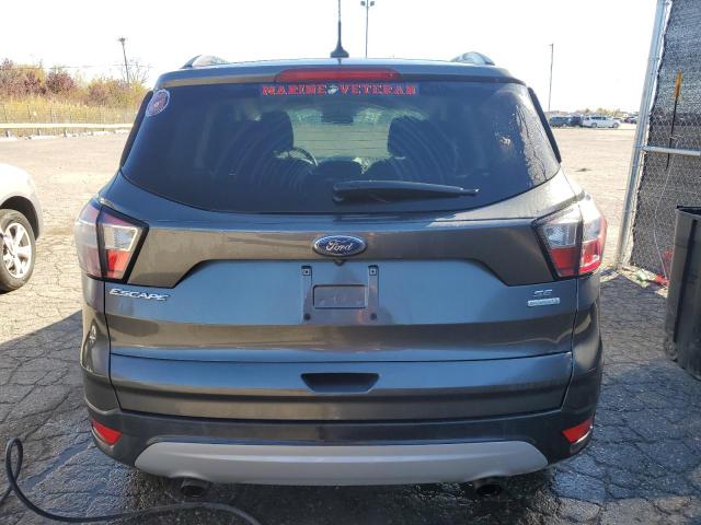 1FMCU0GD2JUC57306 - 2018 FORD ESCAPE SE 灰色 照片 6