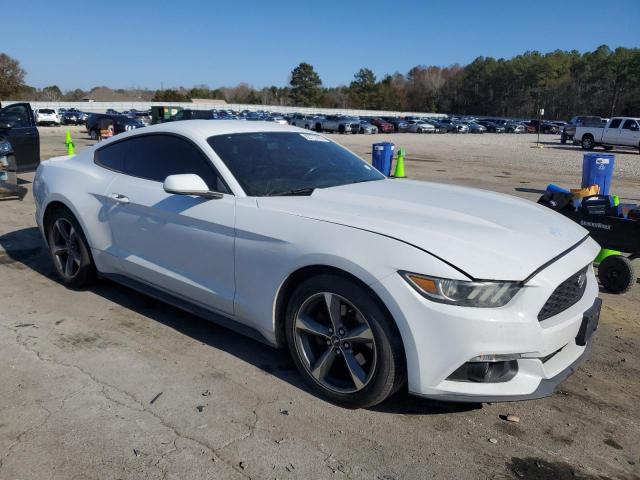 1FA6P8AM9F5359676 - 2015 FORD MUSTANG WHITE photo 4