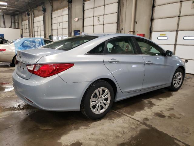 5NPEB4AC9CH452939 - 2012 HYUNDAI SONATA GLS BLUE photo 3