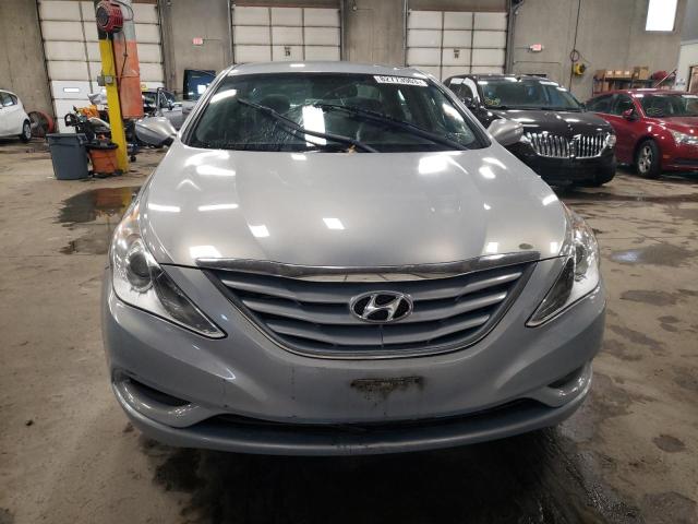 5NPEB4AC9CH452939 - 2012 HYUNDAI SONATA GLS BLUE photo 5