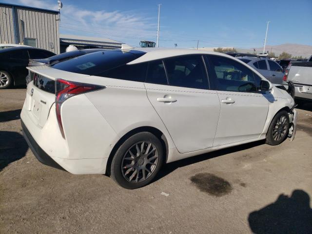 JTDKBRFU0J3060653 - 2018 TOYOTA PRIUS WHITE photo 3