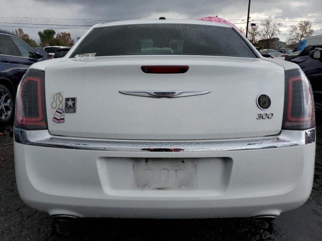 2C3CCACG4CH213752 - 2012 CHRYSLER 300 LIMITED WHITE photo 6