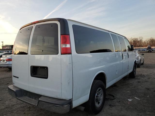 1GAZGPFG8H1333836 - 2017 CHEVROLET EXPRESS G3 LT WHITE photo 3