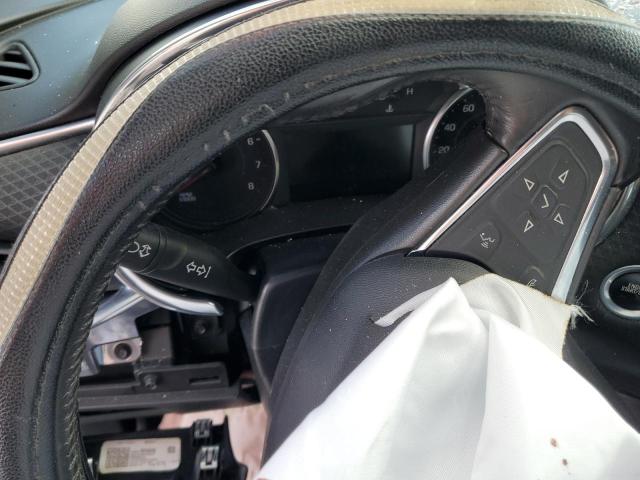 1G1ZD5ST2JF290099 - 2018 CHEVROLET MALIBU LT Biały zdjęcie 9