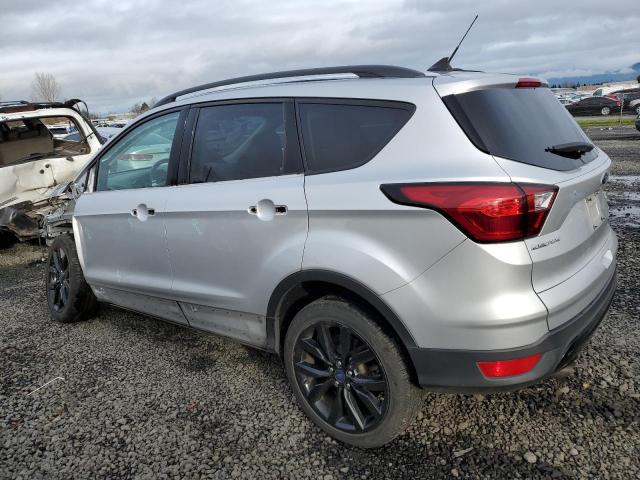 1FMCU9GD3KUB29212 - 2019 FORD ESCAPE SE SILVER photo 2