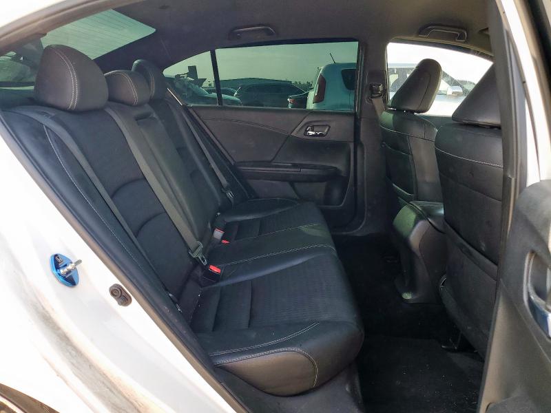 1HGCR2F56HA198883 - 2017 HONDA ACCORD SPORT Սպիտակ լուսանկար 11