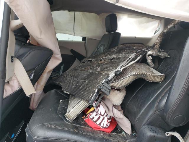 2C4RC1EG6HR518576 - 2017 CHRYSLER PACIFICA TOURING L PLUS WHITE photo 11