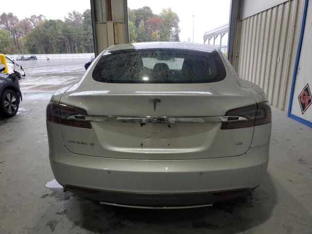 5YJSA1H14EFP65049 - 2014 TESLA MODEL S Сріблястий фото 6