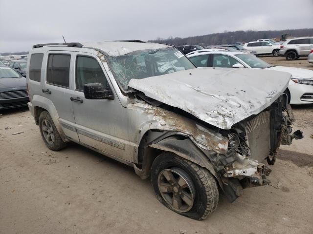 1J8GN28K98W180727 - 2008 JEEP LIBERTY SPORT SILVER photo 4