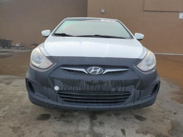 KMHCT4AE4CU213807 - 2012 HYUNDAI ACCENT GLS WHITE photo 5