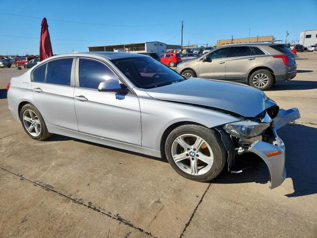 WBA3C3C57FP664273 - 2015 BMW 320 I XDRIVE SILVER photo 4