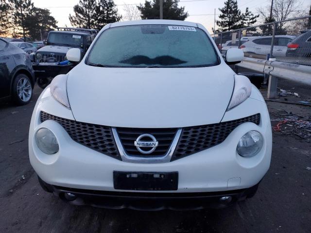 JN8AF5MV3DT218464 - 2013 NISSAN JUKE S WHITE photo 5