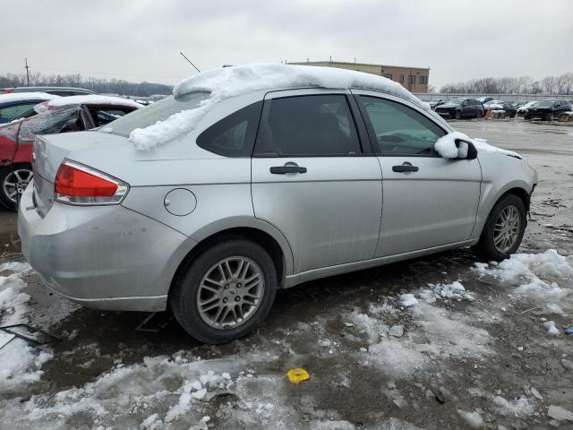 1FAHP3FN7BW130382 - 2011 FORD FOCUS SE GRAY photo 3