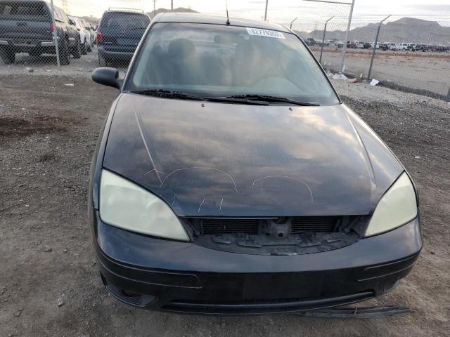 1FAHP34N55W121669 - 2005 FORD FOCUS ZX4 BLACK photo 5