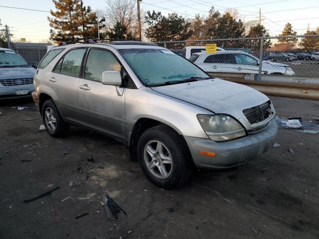 JT6HF10U5Y0143152 - 2000 LEXUS RX 300 SILVER photo 4