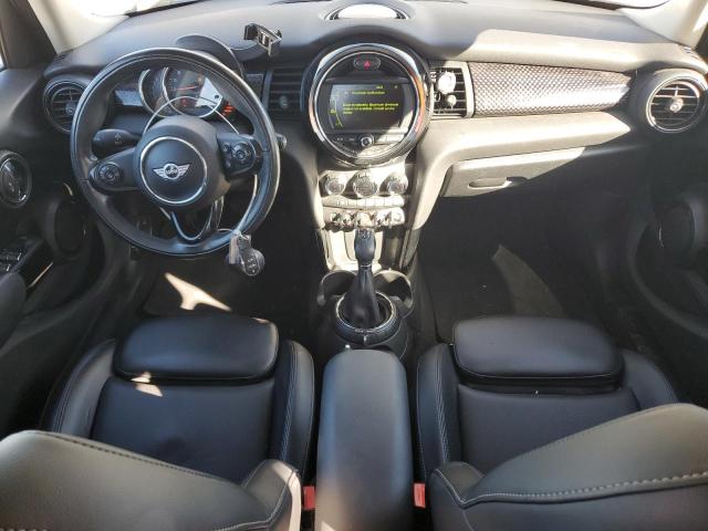 WMWXU3C54H2D31885 - 2017 MINI COOPER S SILVER photo 8